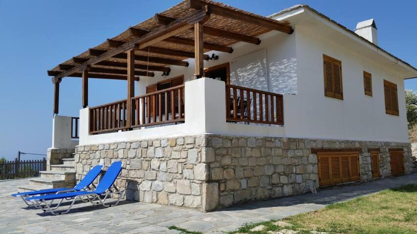Aliki House Apartment ภายนอก รูปภาพ