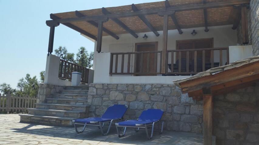 Aliki House Apartment ภายนอก รูปภาพ