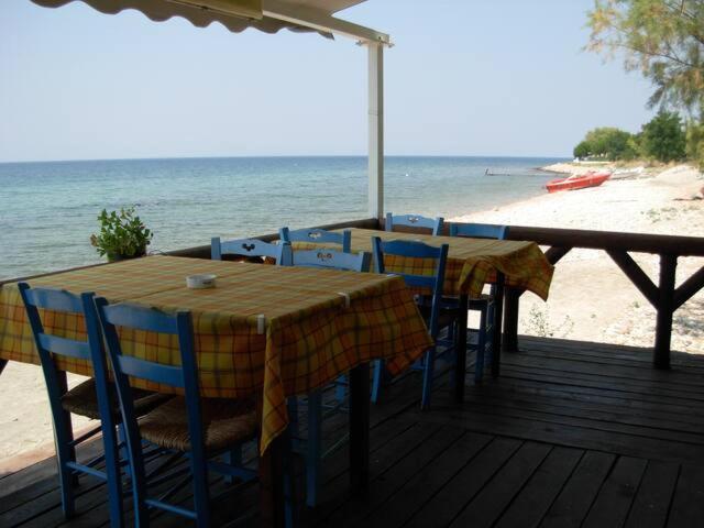 Aliki House Apartment ภายนอก รูปภาพ