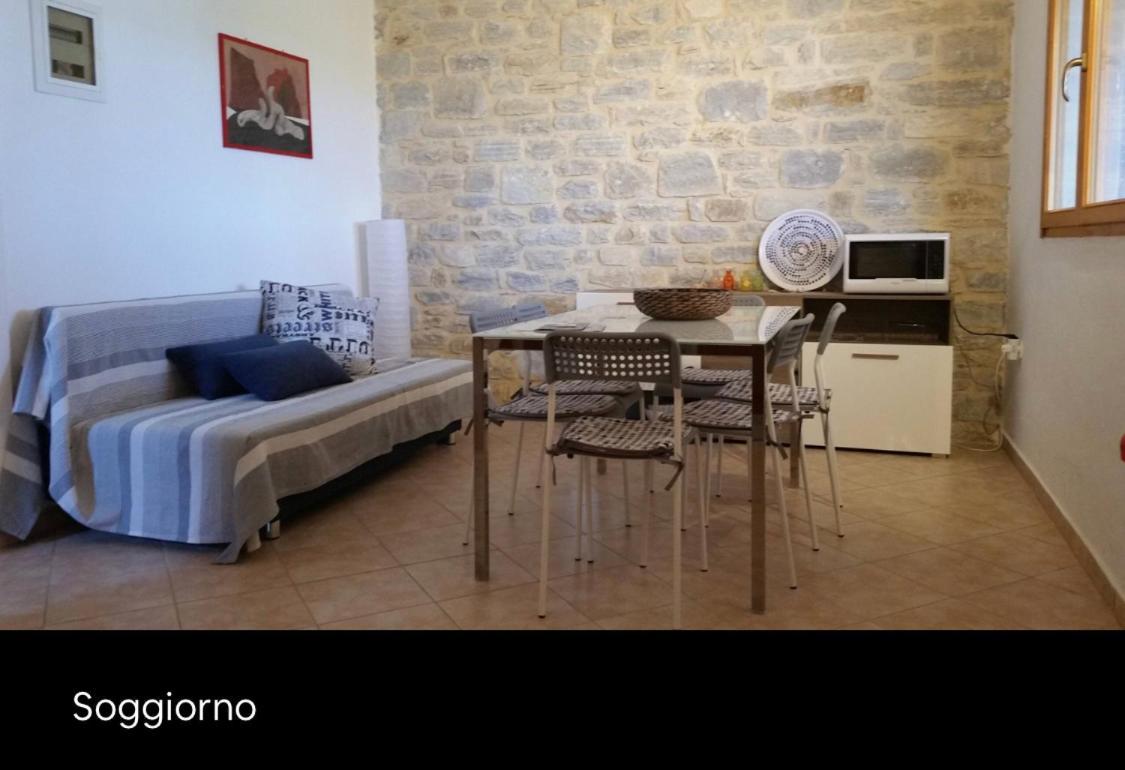 Aliki House Apartment ภายนอก รูปภาพ
